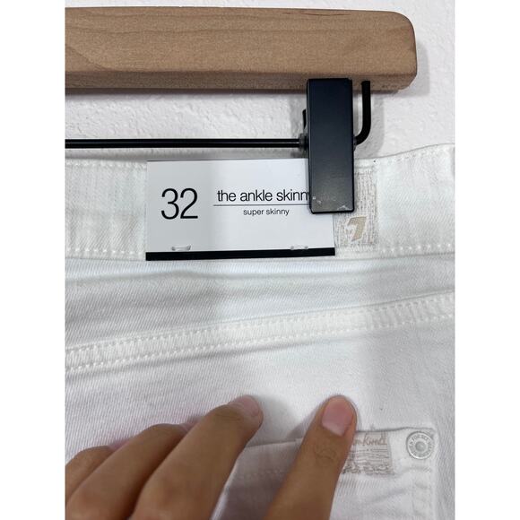 7 For All Mankind White Ankle Skinny Jeans NWT Size 32 - Picture 8 of 9